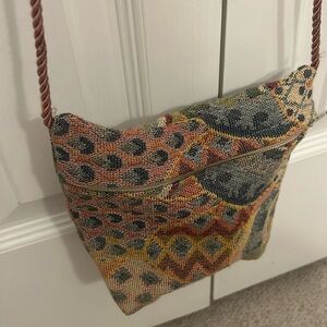 😀😀😀Crossbody handmade tapestry small purse.